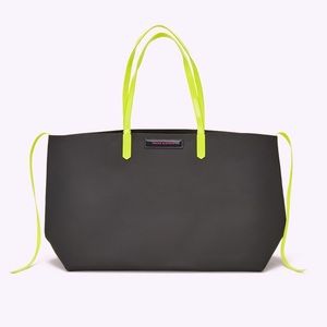 Drunk Elephant Beach Tote Bag New